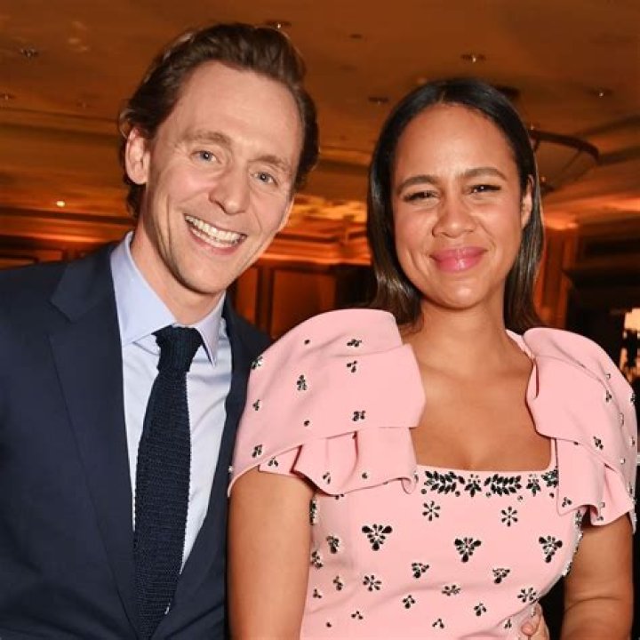 
Zawe Ashton Parents Ethnicity And Race: Meet Tom Hiddleston’s Pregnant Fiance 