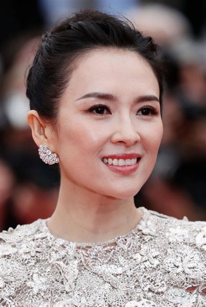 Zhang Ziyi - Bio, Age, Wiki, Facts and Family